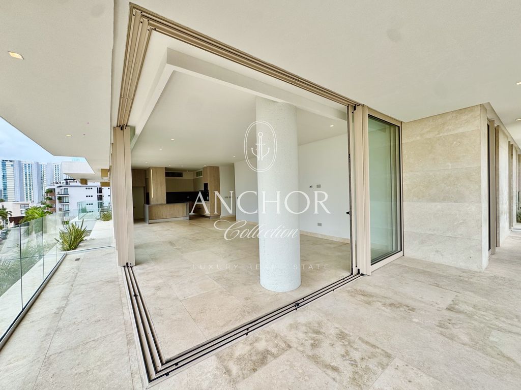 Alba, Cancún