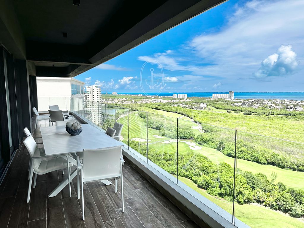 Woha Puerto Cancun, Cancún
