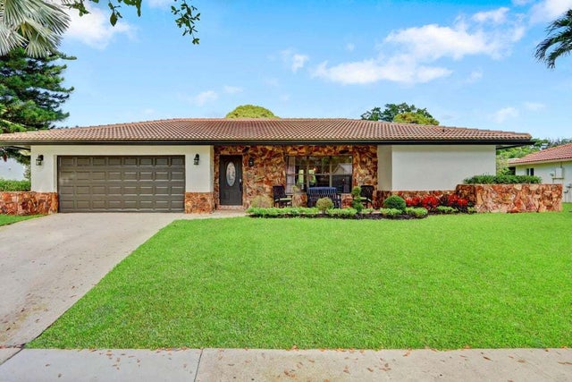 2411 Nw 35th St, Boca Raton