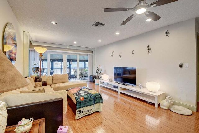 5844 Areca Palm Ct #b, Delray Beach