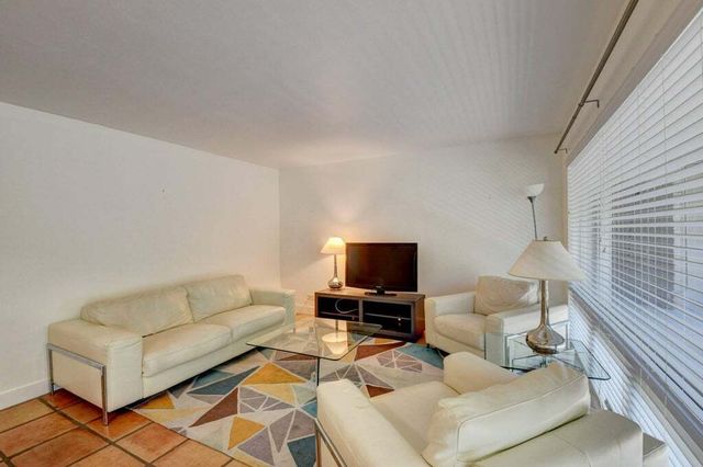 414 Seasage Dr #5, Delray Beach