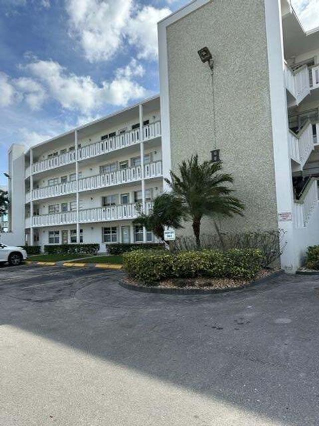 442 Wellington H #442, West Palm Beach