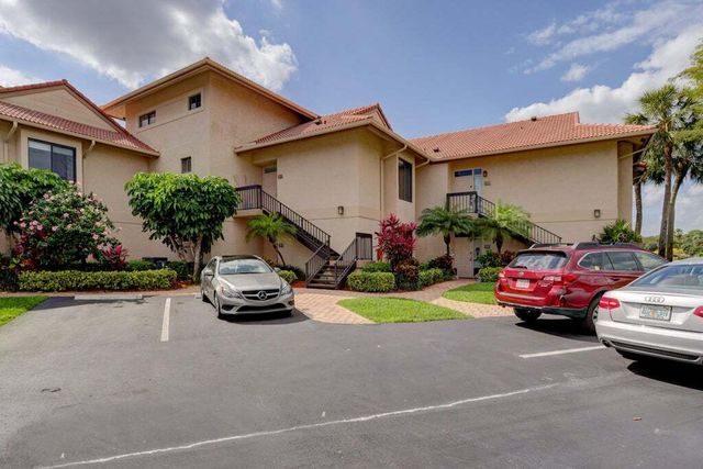19309 Sabal Lake Dr, Boca Raton