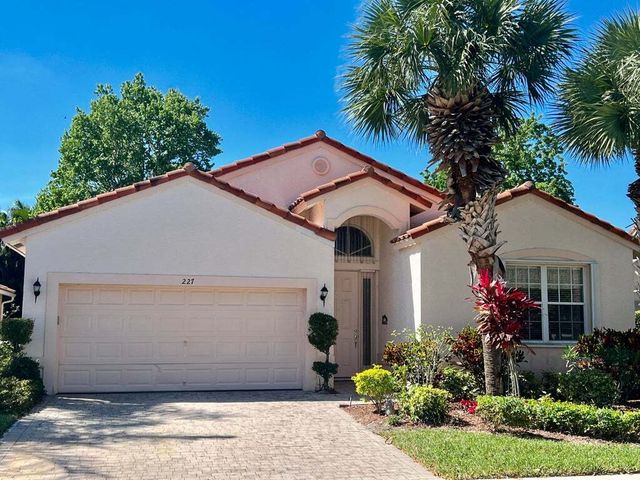 227 Nw Chorale Way, Port Saint Lucie