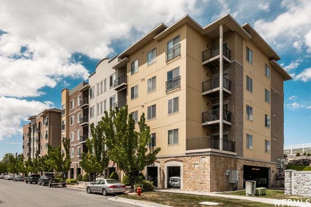 165 W Albion Village Way S 306, Sandy