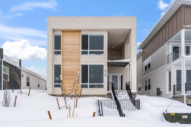 6709 Woods Rose Dr 42, Park City