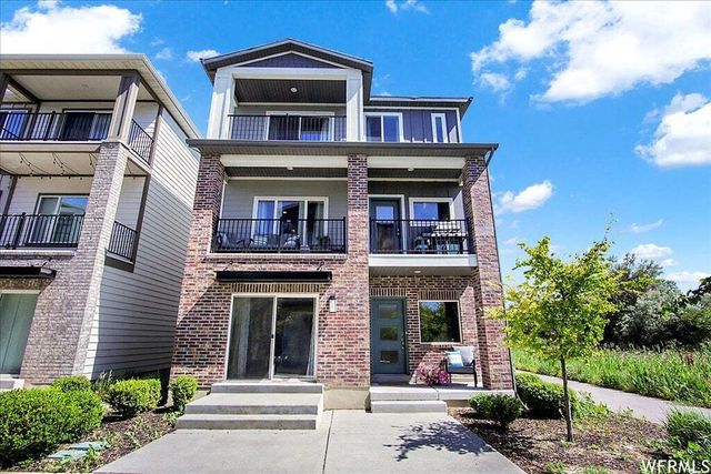 38 S Rio Grand Ave, Farmington