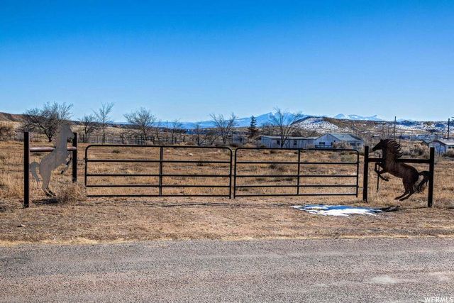200 N Thompson Canyon Rd, Thompson