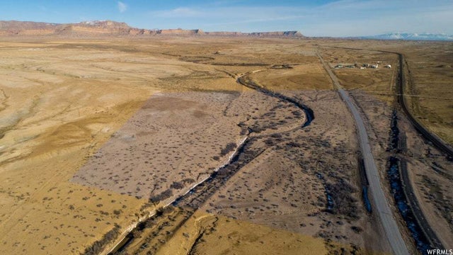 4005 E Old 6 & 50, Green River