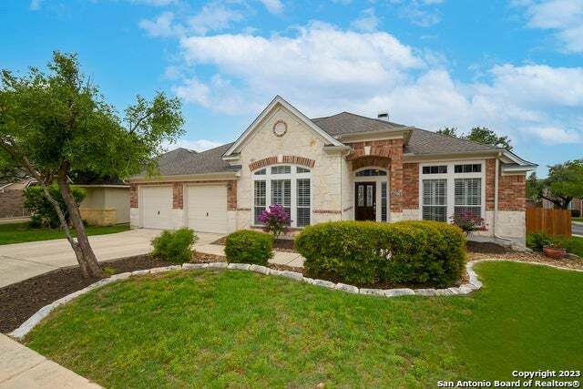 2706 Summit View, San Antonio