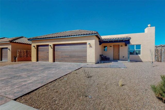 39 La Pradera, Santa Fe