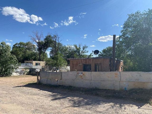 109 Vereda De Valencia, Santa Fe