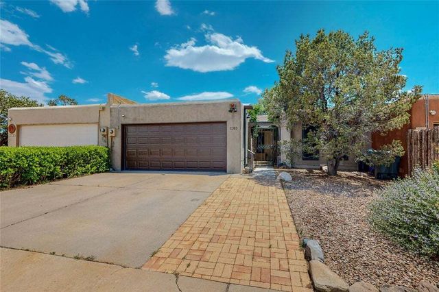 2303 Calle Luminoso, Santa Fe