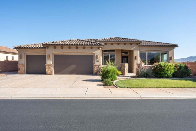 387 Redstone Ct, Ivins