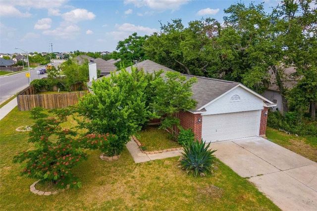 1000 Moon Glow Drive, Leander