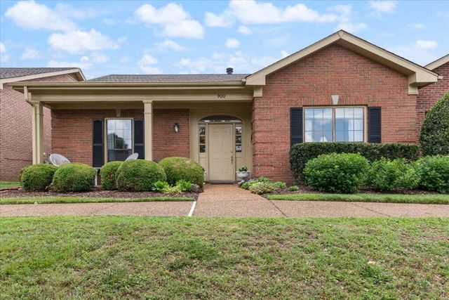 9010 Sawyer Brown Rd, Nashville