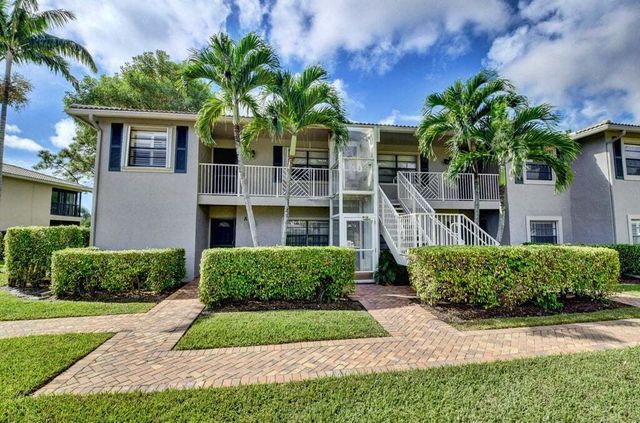 10 Stratford Dr #b, Boynton Beach
