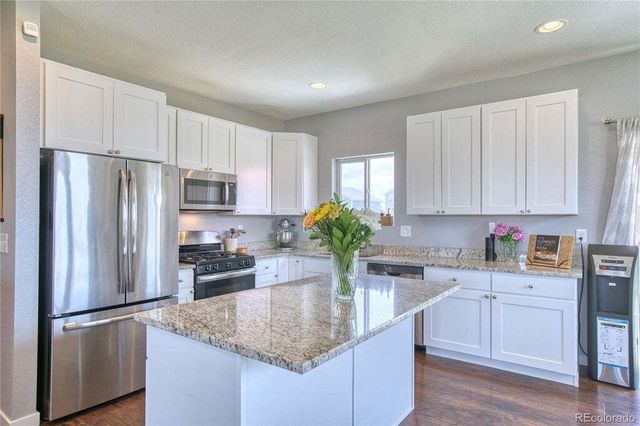 293 S 3rd Avenue, Deer Trail