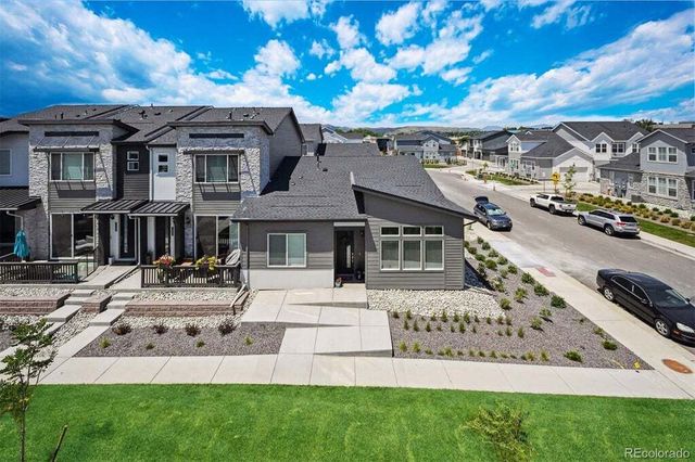 1986 S Vance Lane, Lakewood