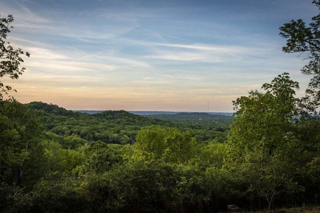 1608 Chickering Rd, Nashville