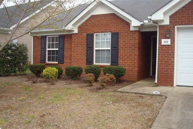 868 Kanatak Ln, Murfreesboro