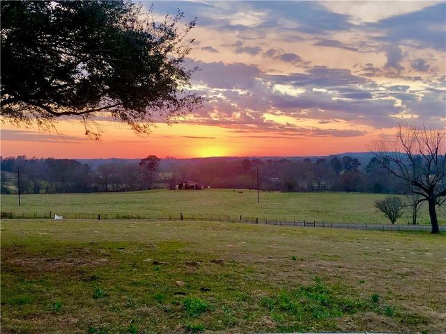 895 Fm 241 S Road, Rusk