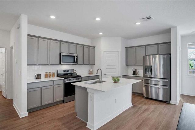 208 Cupreata Lane, Leander