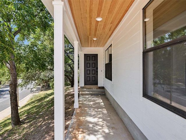 7300 Cave Hollow, Austin