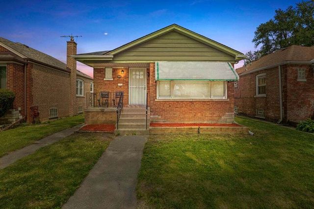 10047 South Hoxie Avenue, Chicago