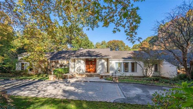 26 Ursuline Court, Oyster Bay Cove
