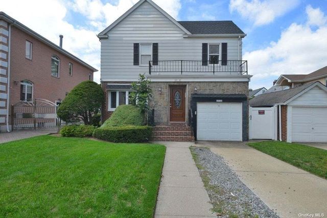 69-14 182nd Street, Fresh Meadows
