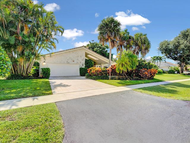 16829 Silver Oak Cir, Delray Beach