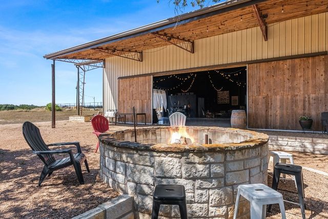 7394 Creek Road, Dripping Springs