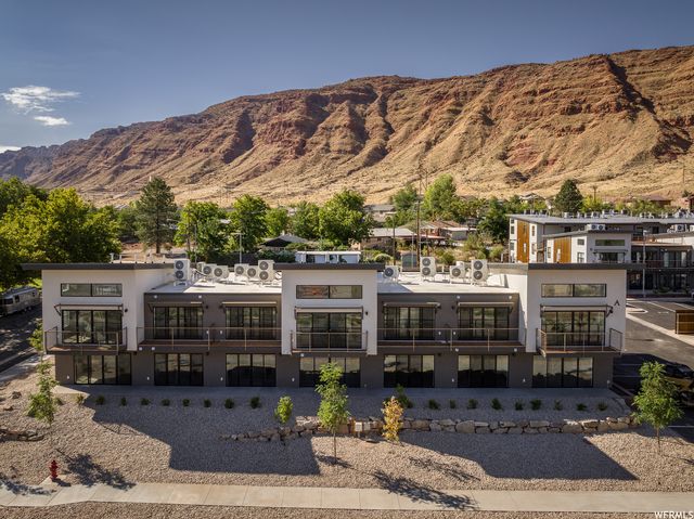 443 W Kane Creek Blvd A203, Moab