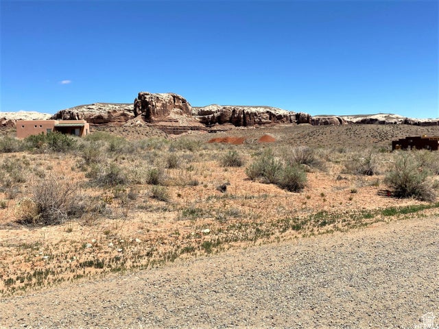 927 W Cottonwood Ave 12, Bluff