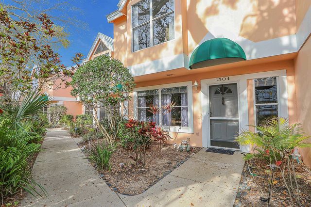 1504 Coral Oak Lane #1302, Vero Beach