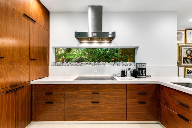 6001 N Bay Rd, Miami Beach