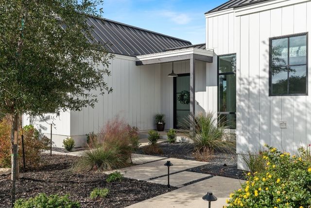 18704 Sugar Maple Drive, Lago Vista