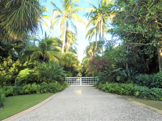 521 S Beach Road, Hobe Sound