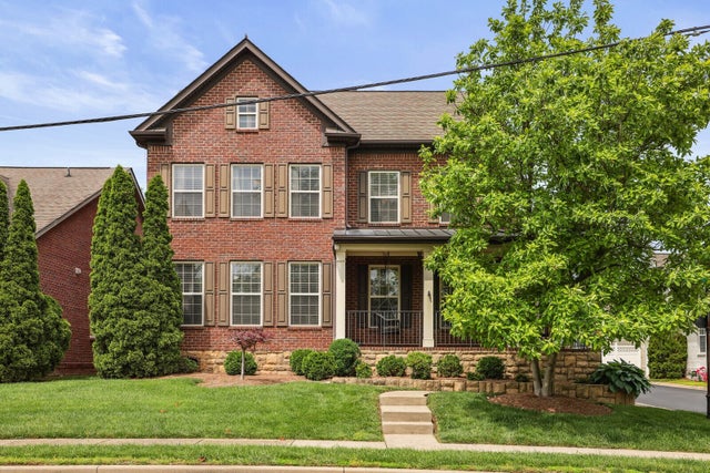 801 Valley View Cir, Brentwood