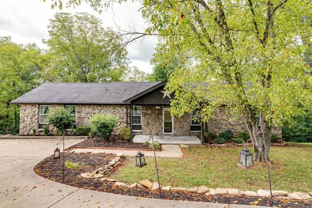 227 Swift Dr, Goodlettsville