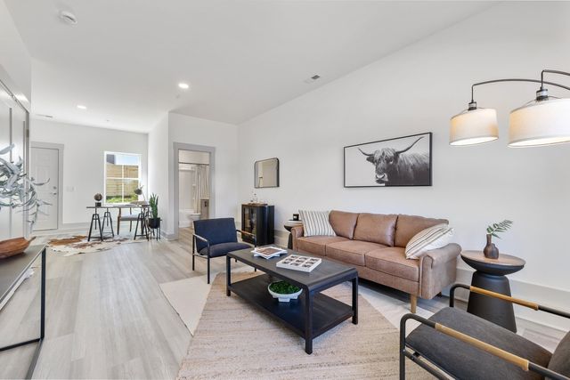 607 Harper Lndg, Chapel Hill