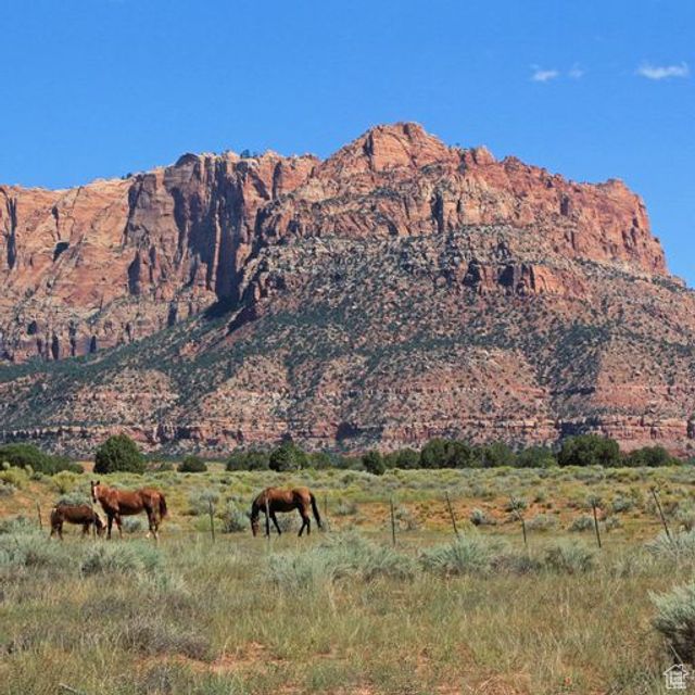N/a, Apple Valley