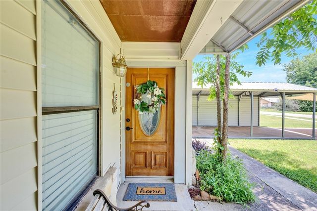 705 Laurel Street N, Bastrop