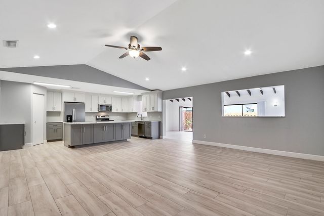 123 Stillwater Cir, Jupiter