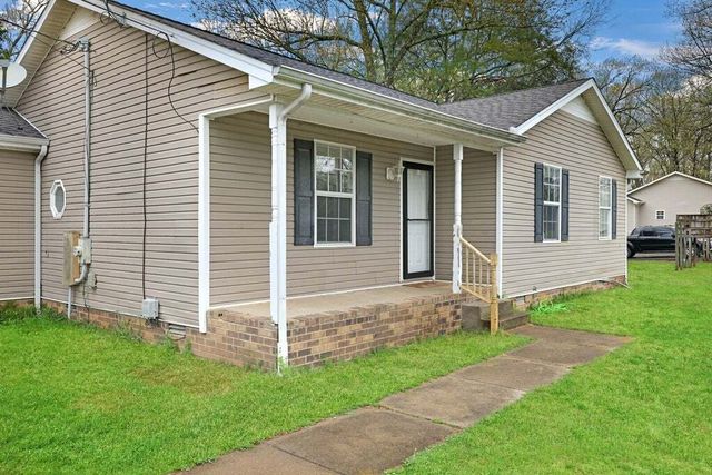7836 Chadwick Dr, Murfreesboro