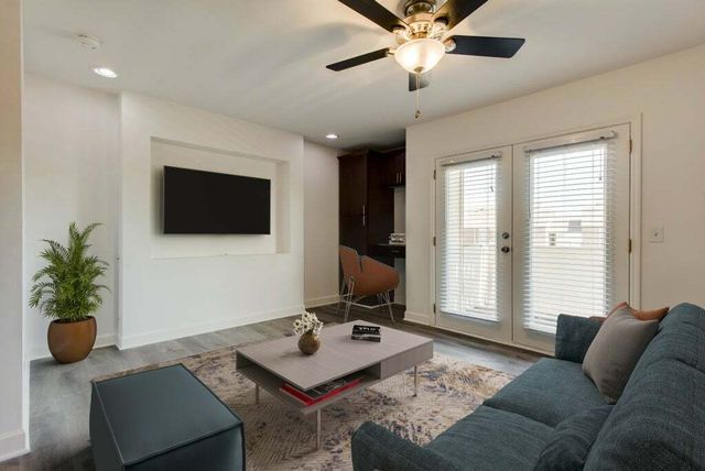 515 Basswood Ave 132, Nashville