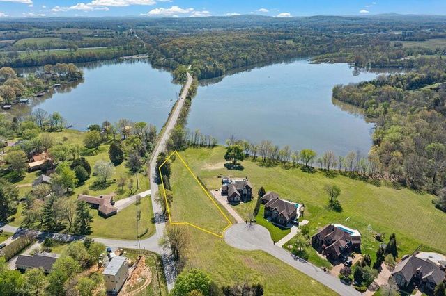407 Avalon Isle, Mount Juliet