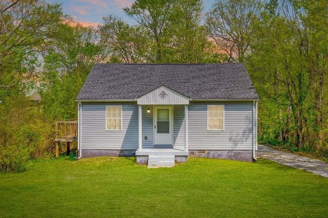 1239 Daniel St, Clarksville
