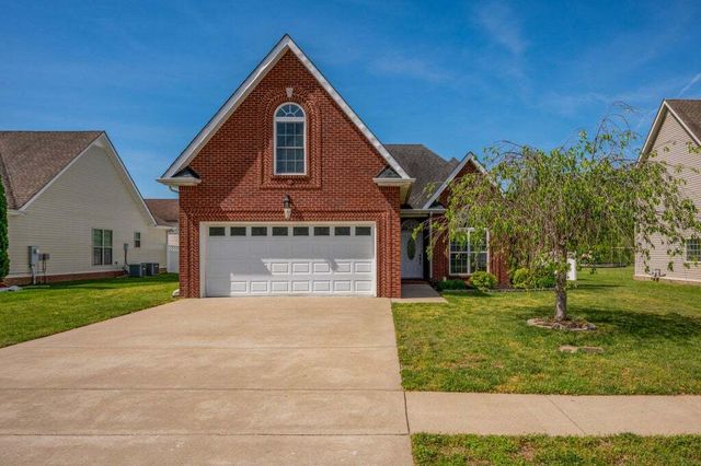 704 Richards Dr, Clarksville